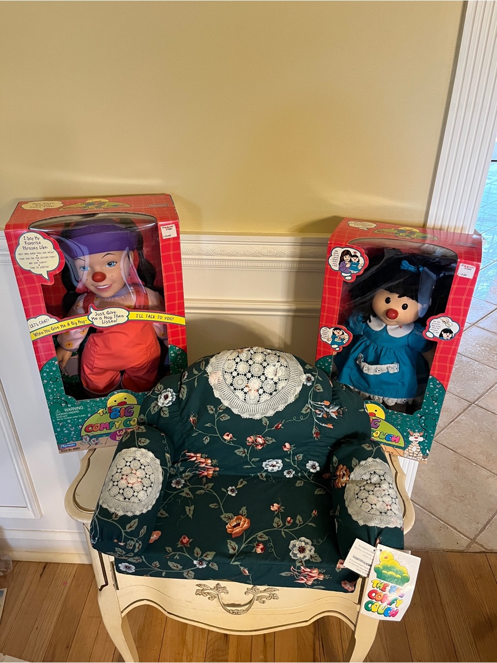 Vintage 1996 NIB RARE Talking Loonette, Molly and The Big Comfy Couch with tags
